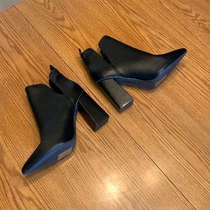 SHEIN boots.   BLACK.   Size 10.    All man made materials.  NEW!
